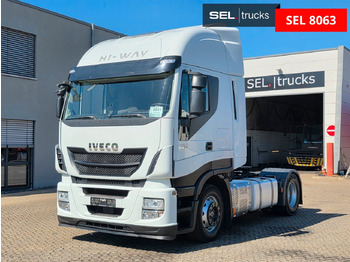 Tegljač IVECO Stralis 420