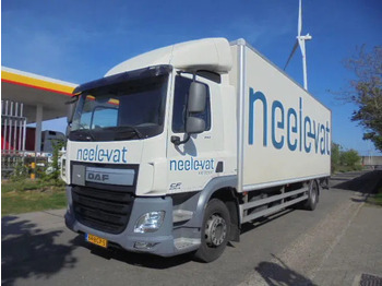 Kamion sandučar DAF CF 250