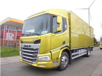 Kamion sandučar DAF XD 370