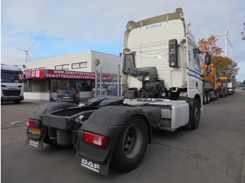 Tegljač DAF CF 400: slika Tegljač DAF CF 400