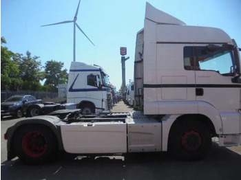 Tegljač MAN TGS 320 LX: slika Tegljač MAN TGS 320 LX