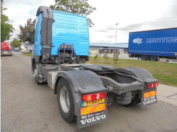 Tegljač Volvo FM FM 330 TRS KOELUNIT NL TRUCK TUV-APK 19-12-2025: slika Tegljač Volvo FM FM 330 TRS KOELUNIT NL TRUCK TUV-APK 19-12-2025