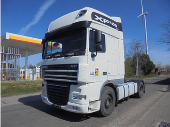 Tegljač DAF XF 105 460