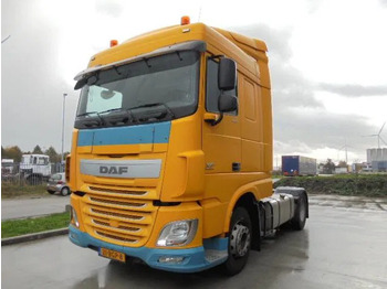 Tegljač DAF XF 440