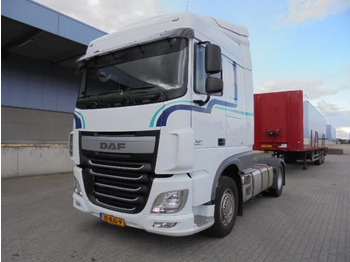 Tegljač DAF XF 440