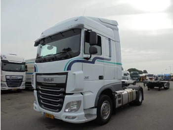 Tegljač DAF XF 440