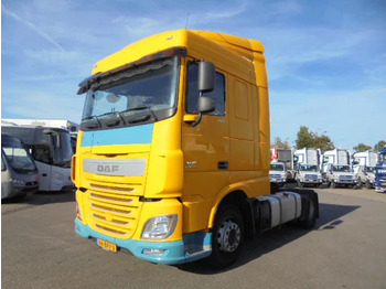Tegljač DAF XF 440
