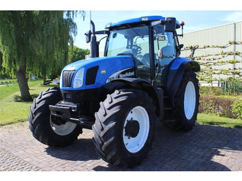Traktor New Holland TSA135A: slika Traktor New Holland TSA135A
