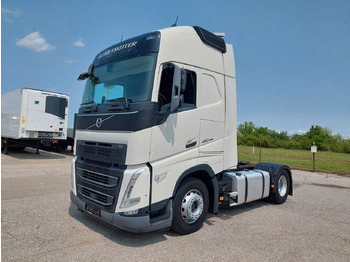 Tegljač VOLVO FH13