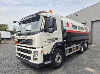 Kamion cisterna VOLVO FM 400