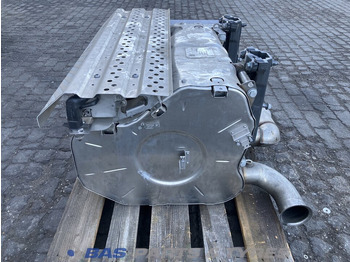 Prigušni lonac za Kamion Mercedes-Benz Uitlaatdemper Mercedes A 013 490 45 12: slika Prigušni lonac za Kamion Mercedes-Benz Uitlaatdemper Mercedes A 013 490 45 12 Prigušni lonac za Kamion Mercedes-Benz Uitlaatdemper Mercedes A 013 490 45 12: slika Prigušni lonac za Kamion Mercedes-Benz Uitlaatdemper Mercedes A 013 490 45 12