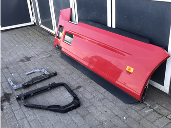 Karoserija i eksterijer za Kamion Renault T-Serie Evolution Sideskirt Set Renault 7424134838: slika Karoserija i eksterijer za Kamion Renault T-Serie Evolution Sideskirt Set Renault 7424134838