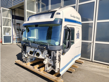 Kabina i unutrašnjost VOLVO FH