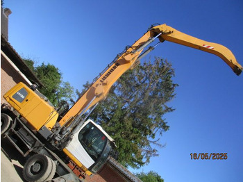 Stroj za rukovanje otpadom LIEBHERR LH 30 M