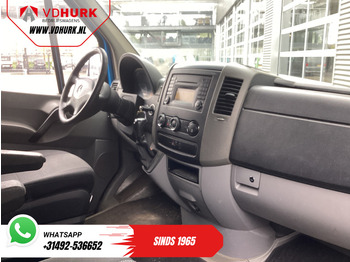 Furgon, Dostavno vozilo s dvostrukom kabinom Mercedes-Benz Sprinter 313 2.2 CDI Aut. L2 DC Dubbel Cabine EXPORT ONLY Airco/ 2.8t Trekverm./ Imperiaal & Trap: slika Furgon, Dostavno vozilo s dvostrukom kabinom Mercedes-Benz Sprinter 313 2.2 CDI Aut. L2 DC Dubbel Cabine EXPORT ONLY Airco/ 2.8t Trekverm./ Imperiaal & Trap