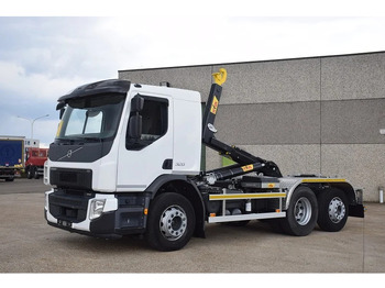 Kamion s kukastom dizalicom VOLVO FE 320