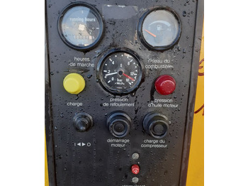 Zračni kompresor Compresseur de chantier Atlas Copco XAHS 175: slika Zračni kompresor Compresseur de chantier Atlas Copco XAHS 175 Zračni kompresor Compresseur de chantier Atlas Copco XAHS 175: slika Zračni kompresor Compresseur de chantier Atlas Copco XAHS 175