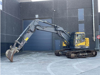 Bager gusjeničar VOLVO ECR235DL