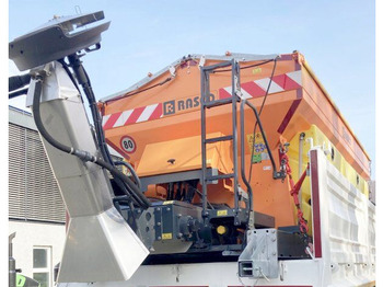 Posipač pijeska/ Soli KUBOTA