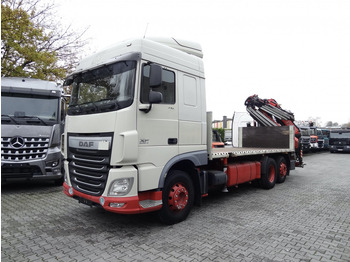 Kamion s kranom DAF XF 440