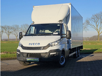 Dostavno vozilo sa zatvorenim sandukom IVECO Daily