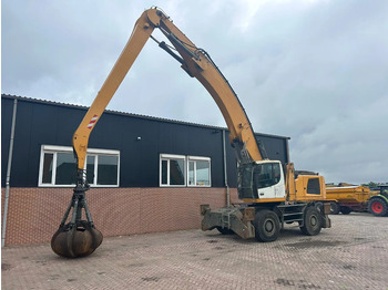 Stroj za rukovanje otpadom LIEBHERR