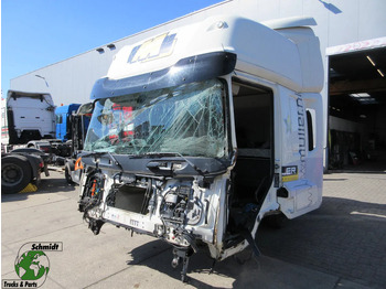 Kabina i unutrašnjost DAF CF