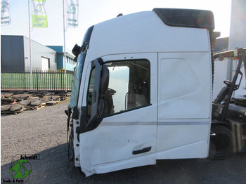 Kabina i unutrašnjost VOLVO FH