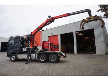 Kamion šumar, Kamion s kranom Volvo FH16-750 / ENGINE RUNNING / 6x4 / RETARDER / BIG AXLE / VEB+ / PALFINGER FD250 / EURO-6 / 2016: slika Kamion šumar, Kamion s kranom Volvo FH16-750 / ENGINE RUNNING / 6x4 / RETARDER / BIG AXLE / VEB+ / PALFINGER FD250 / EURO-6 / 2016