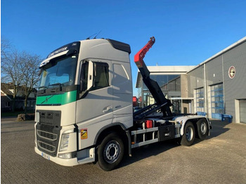 Kamion s kukastom dizalicom VOLVO FH