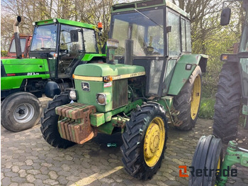 Traktor JOHN DEERE 2130