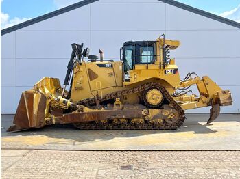 Buldožer CATERPILLAR D8T