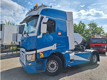 Tegljač RENAULT T 520