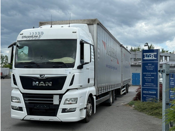 Kamion s ceradom MAN TGX