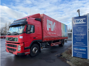 Kamion s ceradom VOLVO FM