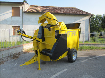 Stroj za usitnjavanje slame