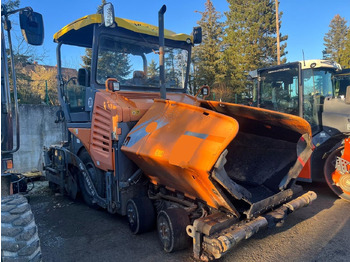 Finišer za asfalt Vögele SUPER 1800-3i Vögele SUPER 1800-3i: slika Finišer za asfalt Vögele SUPER 1800-3i Vögele SUPER 1800-3i Finišer za asfalt Vögele SUPER 1800-3i Vögele SUPER 1800-3i: slika Finišer za asfalt Vögele SUPER 1800-3i Vögele SUPER 1800-3i