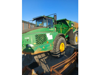 Zglobni istovarivač VOLVO A40D