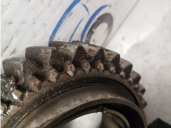 Prijenos za Traktor Deutz Dx, Dx4, Dx6, Agroprima, Agrostar, Dx110 Transmission Gear Z29 04335002: slika Prijenos za Traktor Deutz Dx, Dx4, Dx6, Agroprima, Agrostar, Dx110 Transmission Gear Z29 04335002