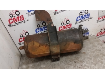 Dijelovi kočnica za Traktor Fendt 412 Vario Air Tank Assembly With Brackets And Valve 72365839: slika Dijelovi kočnica za Traktor Fendt 412 Vario Air Tank Assembly With Brackets And Valve 72365839