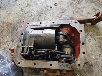 Hidraulika za Traktor Fiat 70-90, 80-90 Hydraulic Lift Cover Assy 5117164, 5125938, 5123957, 5123959: slika Hidraulika za Traktor Fiat 70-90, 80-90 Hydraulic Lift Cover Assy 5117164, 5125938, 5123957, 5123959