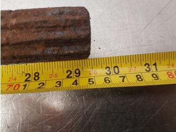 Kardansko vratilo za Traktor Fiat 70-90dt, 80-90dt, 72-93dt, 88-93dt 4wd Propeller Shaft 5121364: slika Kardansko vratilo za Traktor Fiat 70-90dt, 80-90dt, 72-93dt, 88-93dt 4wd Propeller Shaft 5121364