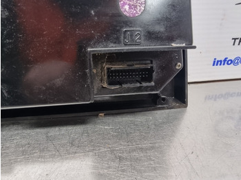 Električni sustav Ford 40 8240, 8340 Instrument Cluster, Dashboard F0nn10849bc, 82004848: slika Električni sustav Ford 40 8240, 8340 Instrument Cluster, Dashboard F0nn10849bc, 82004848