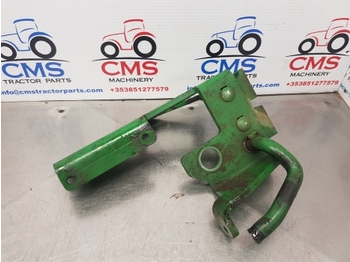 Dijelovi kočnica za Traktor John Deere 6145r, 6r, 6m, Trailer Brake Bracket L215299, L214371, L214074: slika Dijelovi kočnica za Traktor John Deere 6145r, 6r, 6m, Trailer Brake Bracket L215299, L214371, L214074