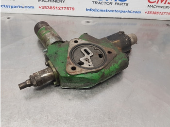 Hidraulika John Deere 6820, 6500 Hydraulic Spool Valve Parts Only Al75842, Al171118: slika Hidraulika John Deere 6820, 6500 Hydraulic Spool Valve Parts Only Al75842, Al171118