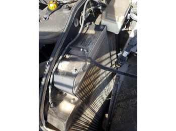 Hladnjak MANITOU MLT 735