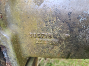 Stražnja osovina za Poljoprivredni strojevi Massey Ferguson 5450 Rear half axle rhs 3067118: slika Stražnja osovina za Poljoprivredni strojevi Massey Ferguson 5450 Rear half axle rhs 3067118
