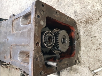 Mjenjač za Traktor New Holland Fiat Ford L95 Transmission Assy 5166741, 5167174, 47132243, 5172780: slika Mjenjač za Traktor New Holland Fiat Ford L95 Transmission Assy 5166741, 5167174, 47132243, 5172780