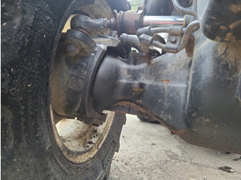 Osovina i dijelovi New Holland T4, Case Quantum 90v, T4.90 V Carraro Front Axle 20.09v, 47917152: slika Osovina i dijelovi New Holland T4, Case Quantum 90v, T4.90 V Carraro Front Axle 20.09v, 47917152
