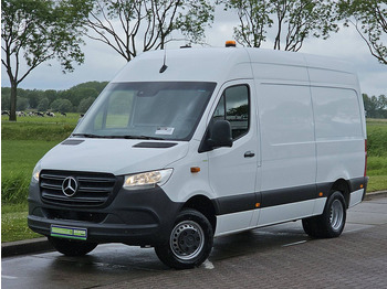 Furgon Mercedes-Benz Sprinter 516 L2H2 3.5t-Trekhaak: slika Furgon Mercedes-Benz Sprinter 516 L2H2 3.5t-Trekhaak